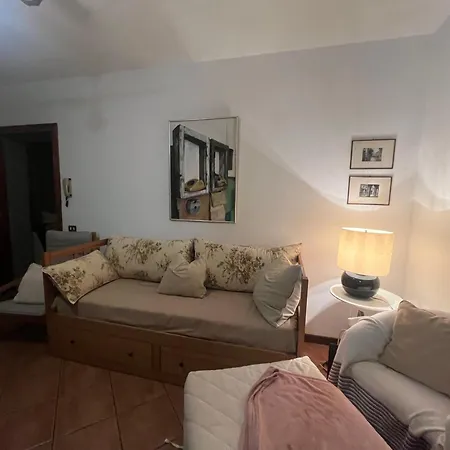Vista Apartment *