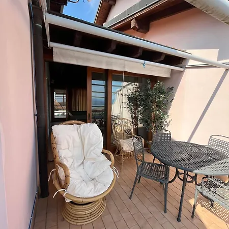 Vista Apartment Massino Visconti